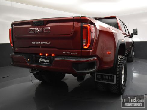 Used 2021 GMC Sierra 3500 Denali w/ Denali Ultimate Package image 47