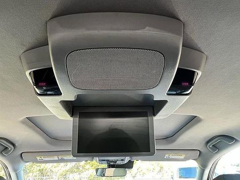 Used 2020 Honda Pilot Touring image 48