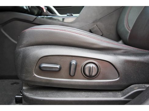 Used 2023 Chevrolet Blazer RS w/ Enhanced Convenience Package FWD image 29