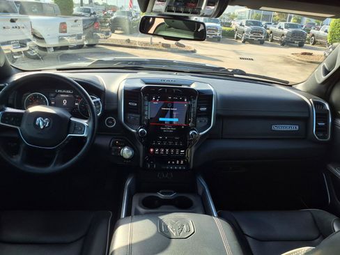 Used 2020 RAM 1500 Laramie w/ Sport Appearance Package AWD/4WD image 10