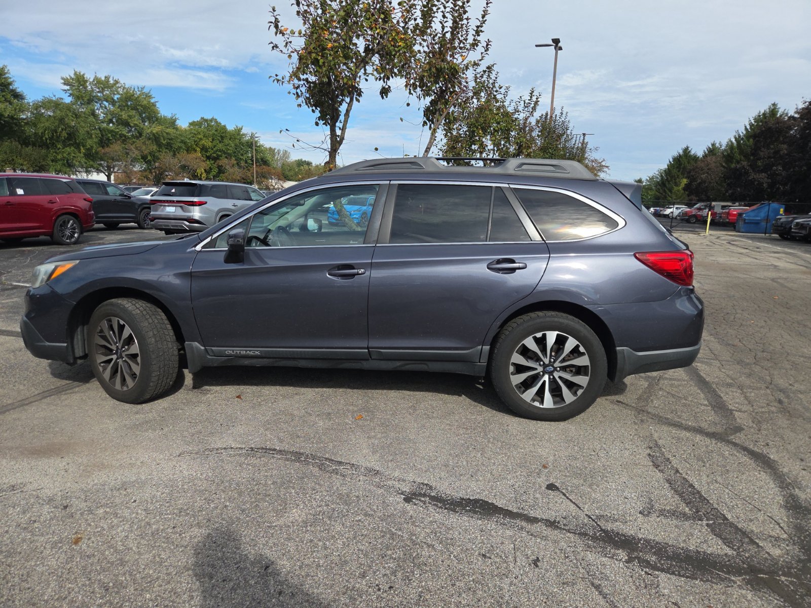 Used 2016 Subaru Outback 2.5i Limited AWD/4WD image 12