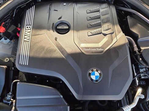 Certified 2022 BMW 330i xDrive Sedan w/ M Sport Package image 22