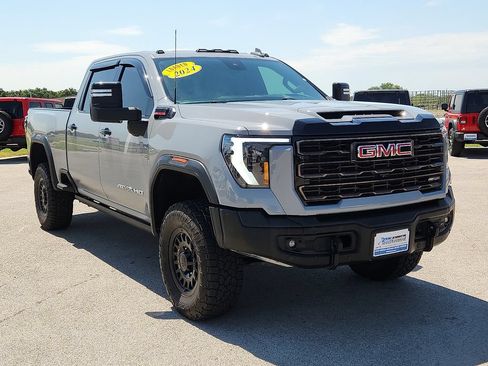 Used 2024 GMC Sierra 2500 AT4X w/ AT4X AEV Edition AWD/4WD image 7