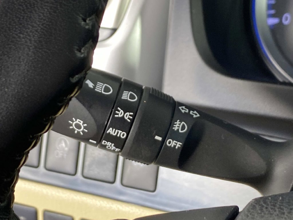Used 2019 Toyota Highlander XLE AWD/4WD image 19