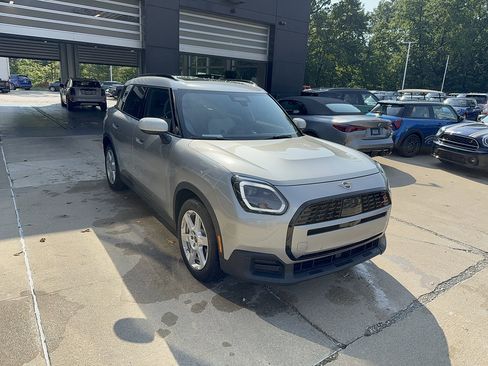 Used 2026 MINI Cooper Countryman S w/ Comfort Package Max AWD/4WD image 2