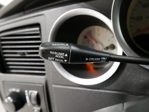 Used 2007 Dodge Magnum SXT image 32