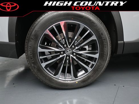New 2026 Toyota Grand Highlander AWD Hybrid image 9