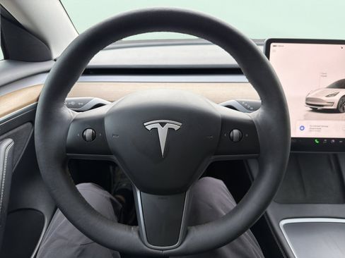Used 2023 Tesla Model 3 Standard Range RWD image 42