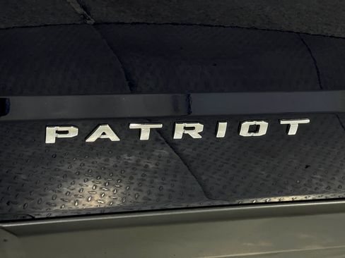 Used 2014 Jeep Patriot Latitude w/ All Weather Capability Group AWD/4WD image 37