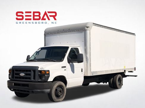 Used 2014 Ford E-350 and Econoline 350 Super Duty image 9