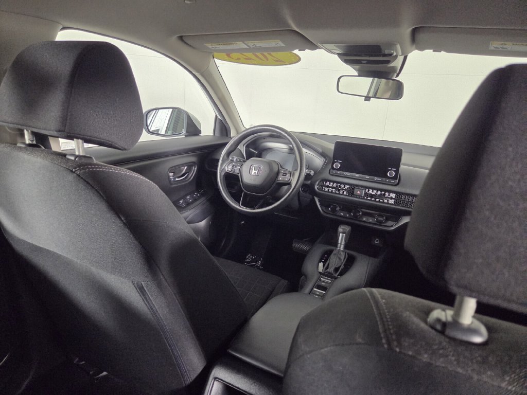Used 2023 Honda HR-V LX image 48