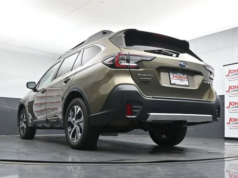 Used 2022 Subaru Outback Limited AWD/4WD image 36