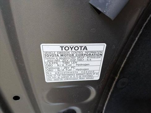 Used 2021 Toyota Mirai w/ Advanced Technology Package RWD image 21