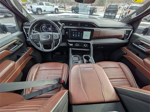 Used 2024 GMC Sierra 2500 Denali Ultimate w/ Max Trailering Package image 32