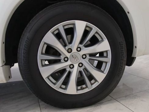 Used 2016 INFINITI QX80 4WD w/ All Season Package image 35
