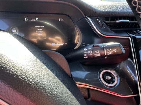 Used 2022 Jeep Grand Cherokee L Laredo w/ Luxury Tech Group I image 29