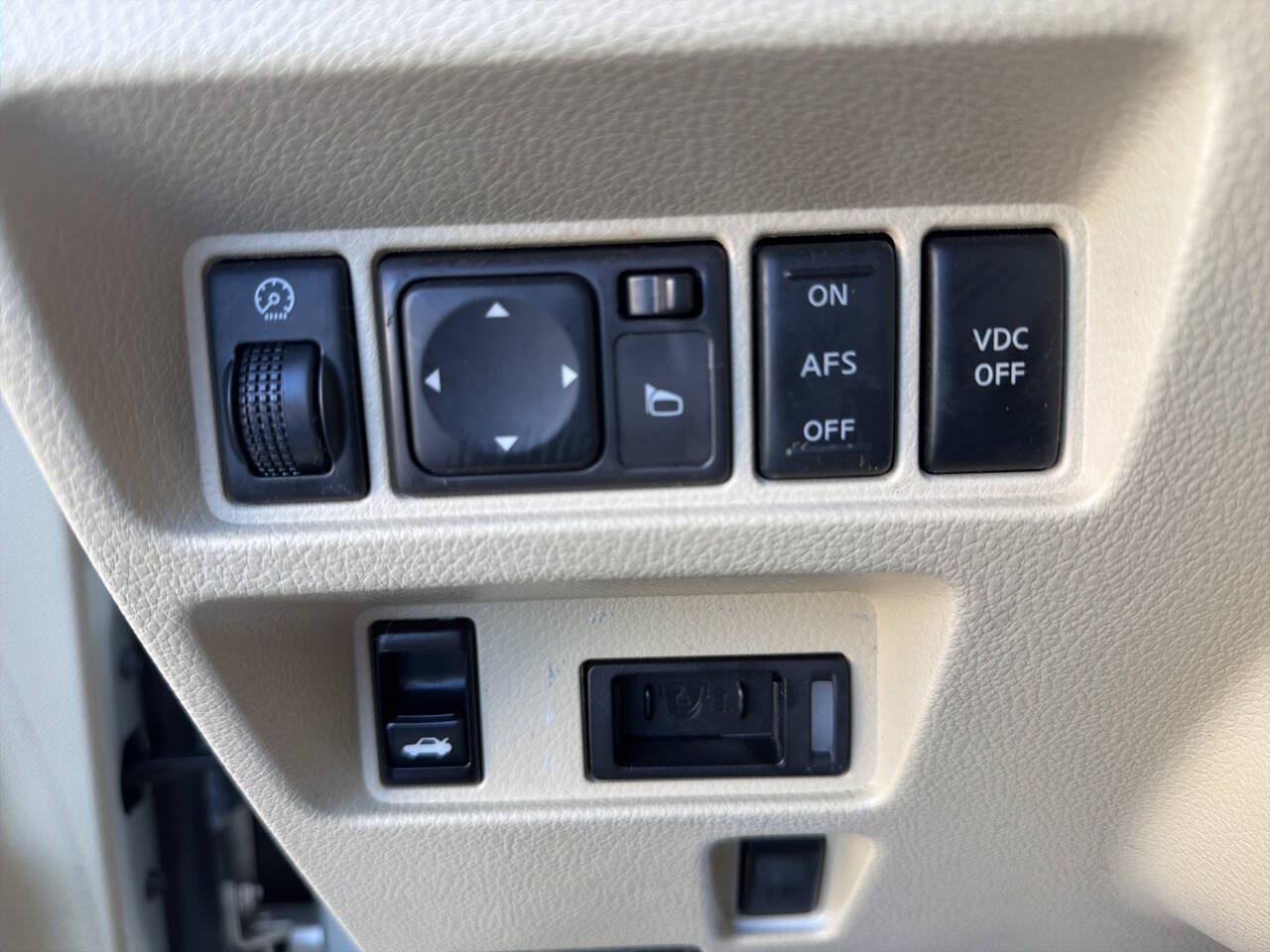 Used 2007 INFINITI M35 w/ Technology Pkg RWD image 41