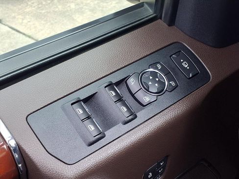 Certified 2021 Ford F250 King Ranch w/ King Ranch Ultimate Package image 27