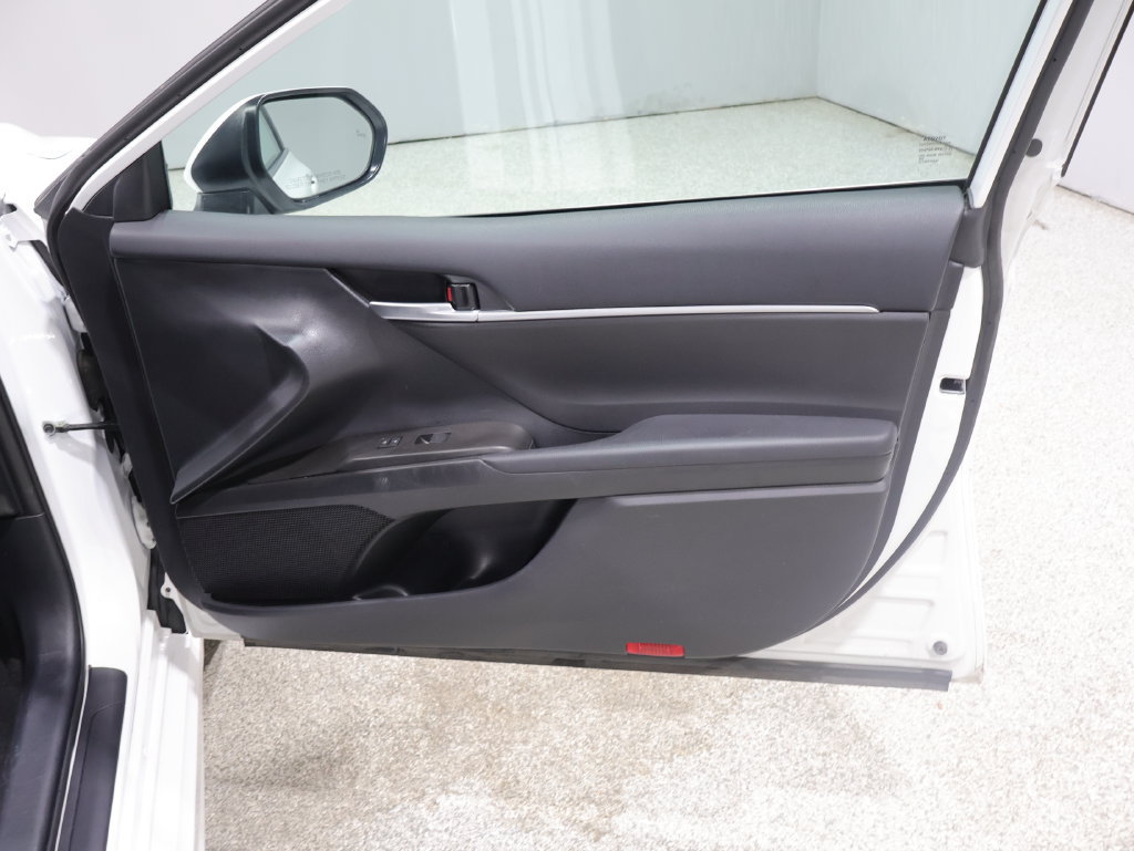 Used 2024 Toyota Camry SE w/ Audio Upgrade Package FWD image 24