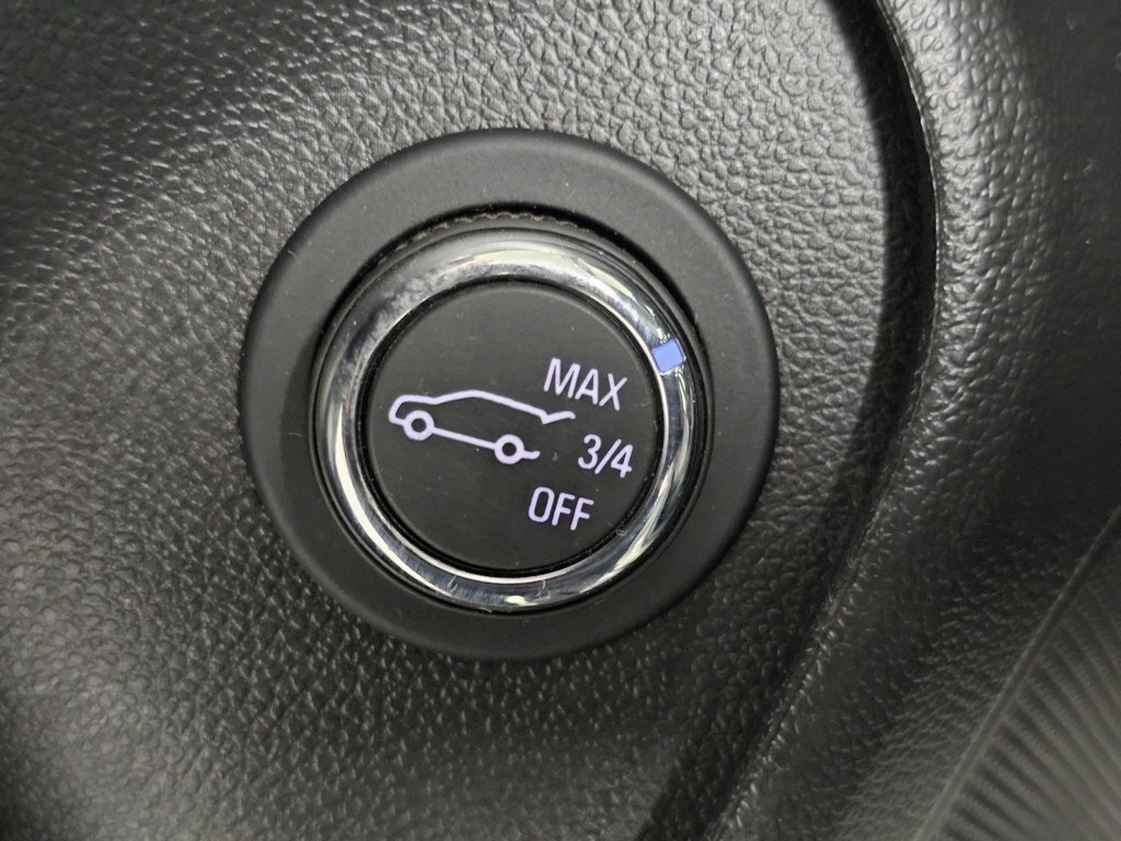 Used 2021 Buick Encore GX Essence w/ Advanced Technology Package AWD/4WD image 34