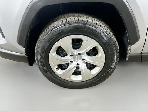 Used 2024 Toyota RAV4 LE image 8