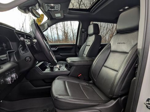 Used 2024 GMC Sierra 1500 Denali image 2
