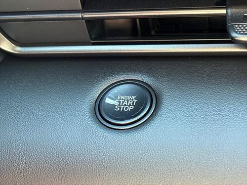 Certified 2026 Hyundai Elantra Sport FWD image 25