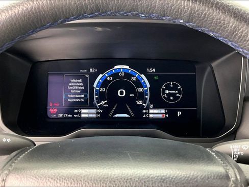Used 2024 Toyota Tundra Platinum AWD/4WD image 21