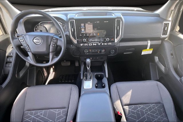 New 2026 Nissan Frontier SV w/ SV Convenience Package RWD image 5
