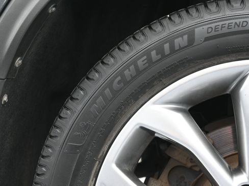 Used 2019 Lincoln MKC Select w/ Select Plus Package FWD image 41