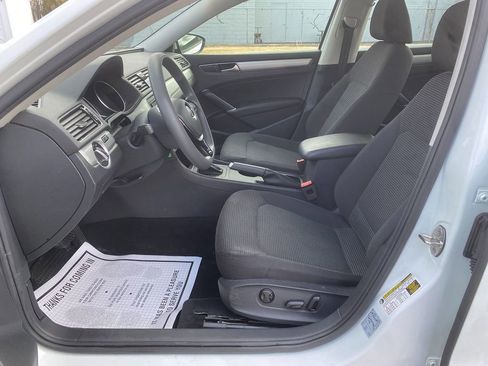 Used 2018 Volkswagen Passat 2.0T S image 12