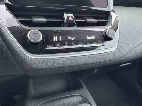 Used 2024 Toyota Corolla LE image 18