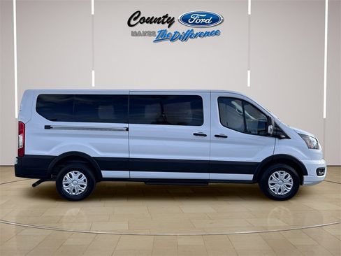Used 2023 Ford Transit 350 XLT image 23