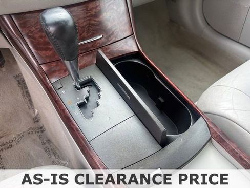 Used 2012 Toyota Avalon FWD image 18