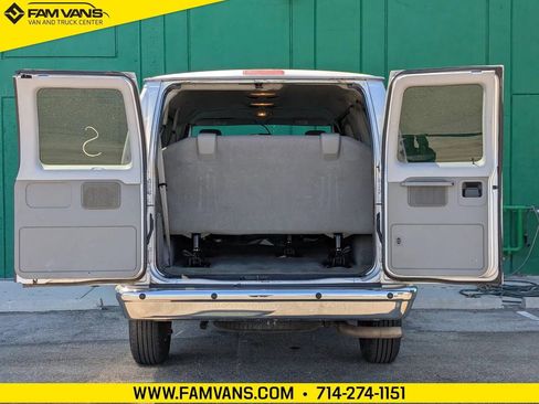 Used 2013 Ford E-350 and Econoline 350 XLT RWD image 11