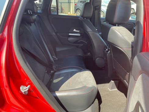 Used 2022 Mercedes-Benz GLA 250 4MATIC image 26