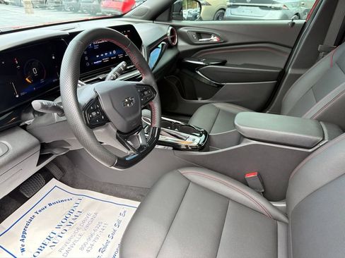 Used 2026 Chevrolet Trax RS w/ Sunroof Package FWD image 14