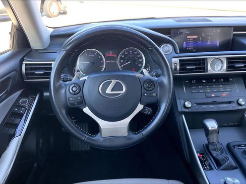 Used 2015 Lexus IS 250 image 6