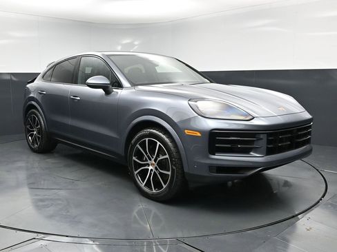 New 2026 Porsche Cayenne Coupe AWD/4WD image 10
