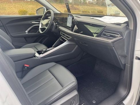New 2025 Audi Q5 Premium Plus image 28
