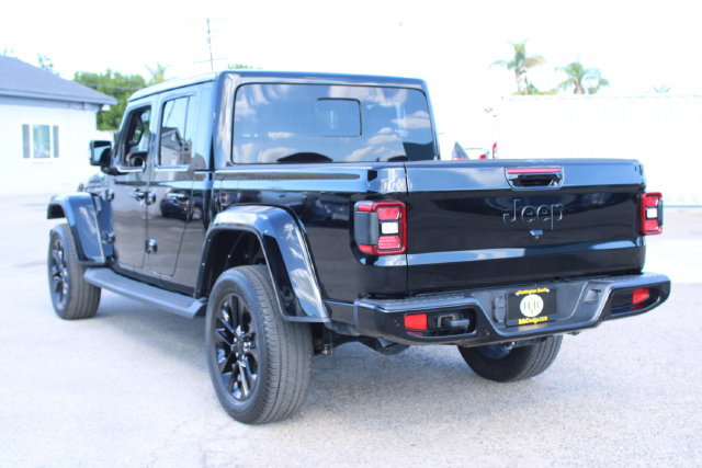 Used 2022 Jeep Gladiator Overland AWD/4WD image 3