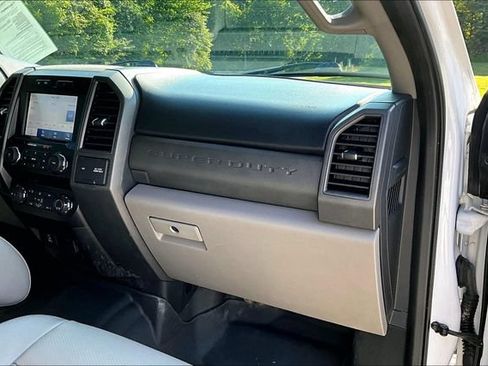 Used 2020 Ford F350 XL w/ STX Appearance Package AWD/4WD image 14