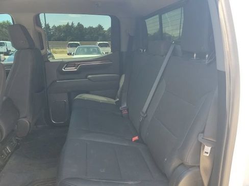 Used 2025 Chevrolet Silverado 1500 LT AWD/4WD image 17