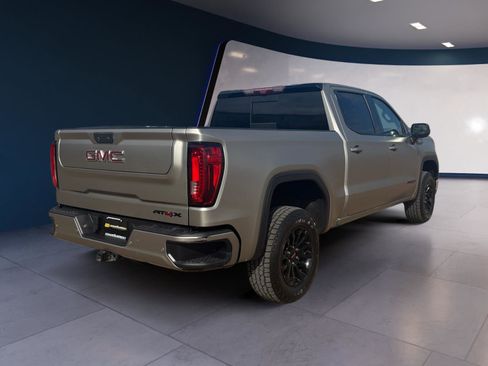 Used 2022 GMC Sierra 1500 AT4X image 5