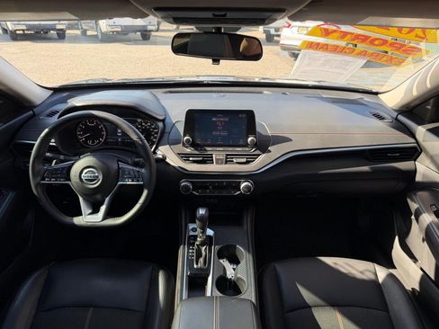 Used 2020 Nissan Altima 2.0 SR FWD image 21