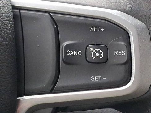 Used 2023 RAM 1500 Big Horn AWD/4WD image 23