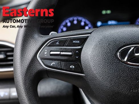 Used 2022 Hyundai Santa Fe SE image 15