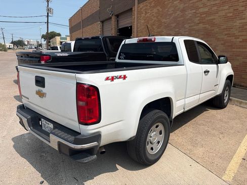 Used 2020 Chevrolet Colorado W/T w/ WT Convenience Package AWD/4WD image 3
