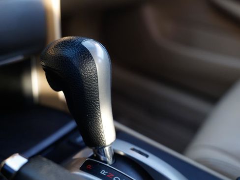 Used 2008 Honda Accord EX-L image 37