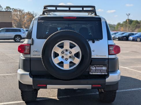 Used 2008 Toyota FJ Cruiser 4WD image 8